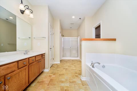 Photo of 3509 Heathcliff Court, Westfield, IN