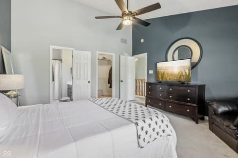 Photo of 10576 Greenway Drive, Fishers, IN