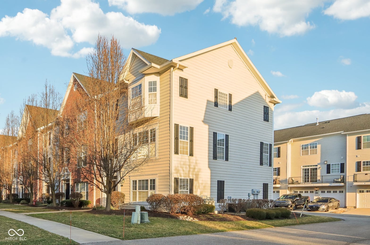 Side exterior at 8233 Katrina Way, Fishers, IN