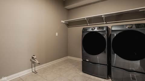 Laundry room at 14879 Thornapple Drive, Carmel, IN