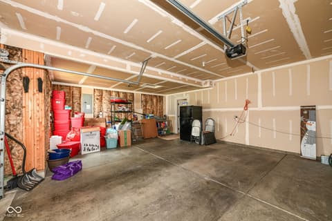 Garage at 16753 Workington Way, Westfield, IN
