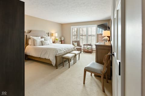 Photo of 113 Edgewater Drive, Noblesville, IN
