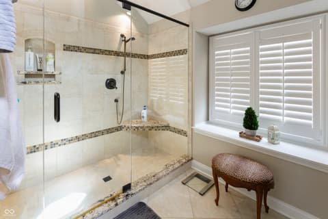 Photo of 113 Edgewater Drive, Noblesville, IN