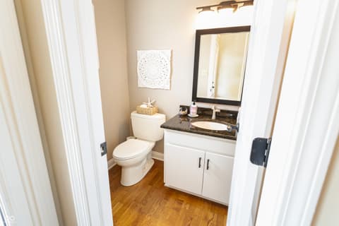 Photo of 113 Edgewater Drive, Noblesville, IN