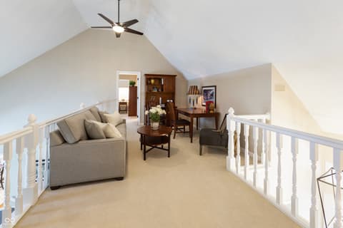 Photo of 113 Edgewater Drive, Noblesville, IN