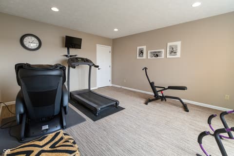 Photo of 113 Edgewater Drive, Noblesville, IN