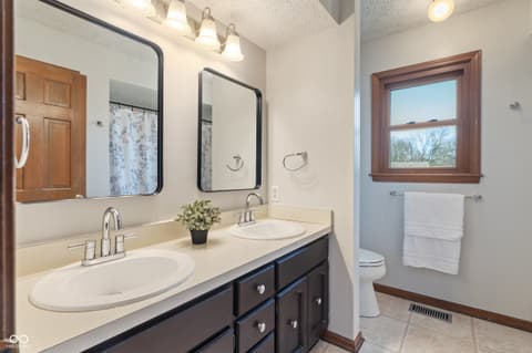 Photo of 12715 Charing Cross Road, Carmel, IN