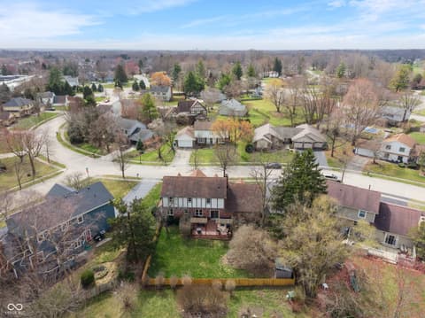 Photo of 12715 Charing Cross Road, Carmel, IN