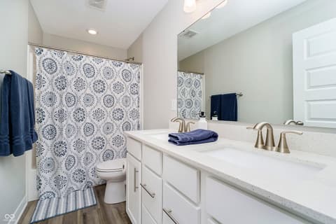 Bathroom at 11180 Jubilation Way, Noblesville, IN