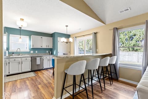 Photo of 436 E Pine Ridge Drive, Westfield, IN