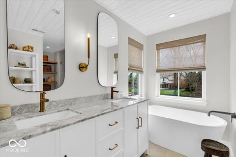 Photo of 11367 Zanardi Court, Zionsville, IN