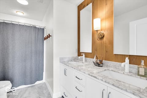 Photo of 11367 Zanardi Court, Zionsville, IN
