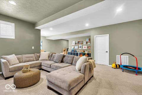 Photo of 11367 Zanardi Court, Zionsville, IN
