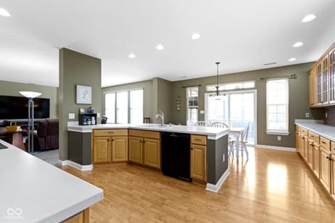 Photo of 10451 Meadow Lake Drive, Fishers, IN