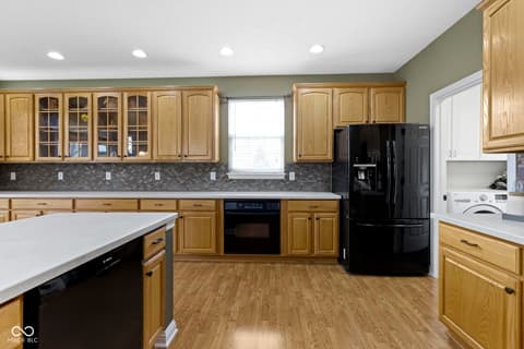 Photo of 10451 Meadow Lake Drive, Fishers, IN