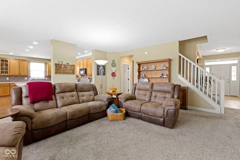 Photo of 10451 Meadow Lake Drive, Fishers, IN