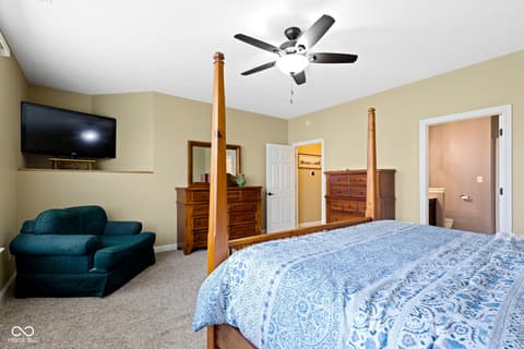 Photo of 10451 Meadow Lake Drive, Fishers, IN
