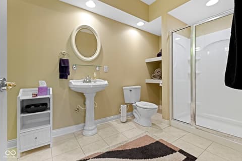 Photo of 10451 Meadow Lake Drive, Fishers, IN