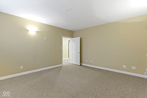 Photo of 10451 Meadow Lake Drive, Fishers, IN