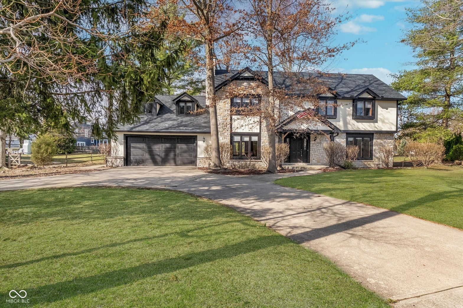 Front exterior at 112 Wesley Circle, Noblesville, IN