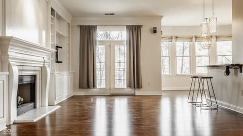 Photo of 355 E Ohio Street, Indianapolis, IN