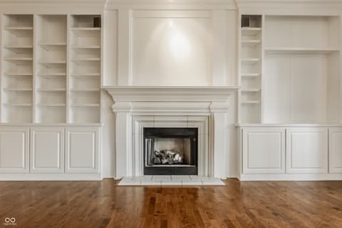 Photo of 355 E Ohio Street, Indianapolis, IN