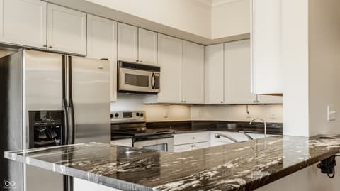 Photo of 355 E Ohio Street, Indianapolis, IN