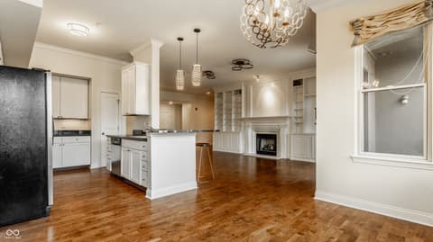 Photo of 355 E Ohio Street, Indianapolis, IN