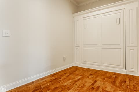 Photo of 355 E Ohio Street, Indianapolis, IN