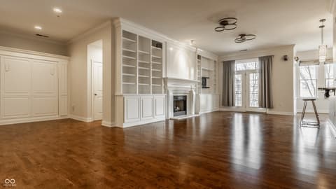 Photo of 355 E Ohio Street, Indianapolis, IN