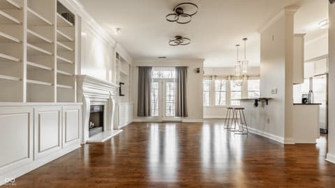 Photo of 355 E Ohio Street, Indianapolis, IN