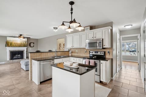 Kitchen at 17739 Willow Creek Way, Westfield, IN