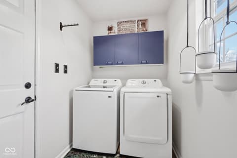 Laundry room at 17739 Willow Creek Way, Westfield, IN