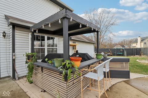 Outdoor living area at 17739 Willow Creek Way, Westfield, IN