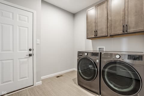 Photo of 11930 Lazy Oak Court, Fishers, IN