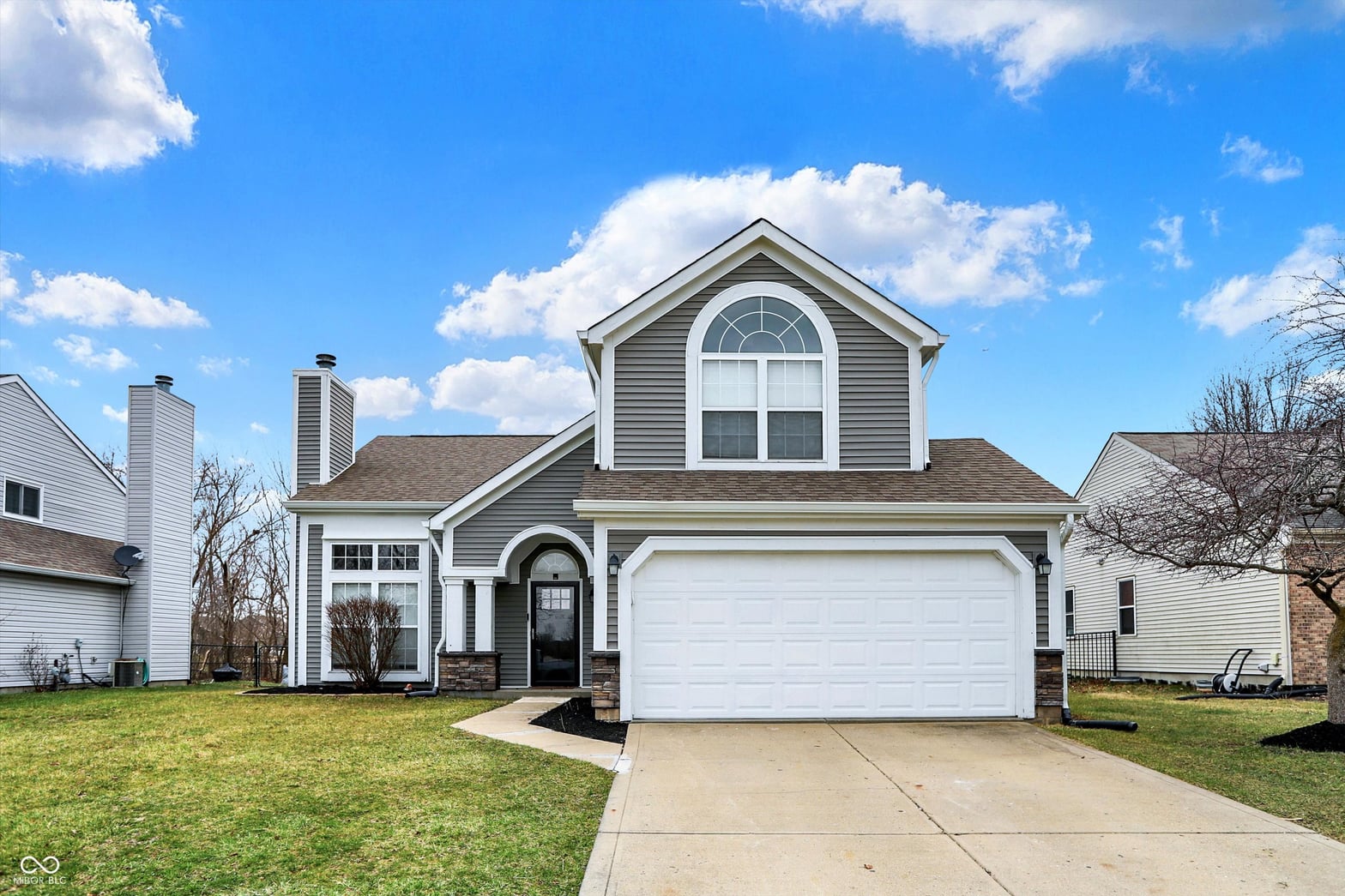 Photo of 17919 Grassy Knoll Drive, Westfield, IN