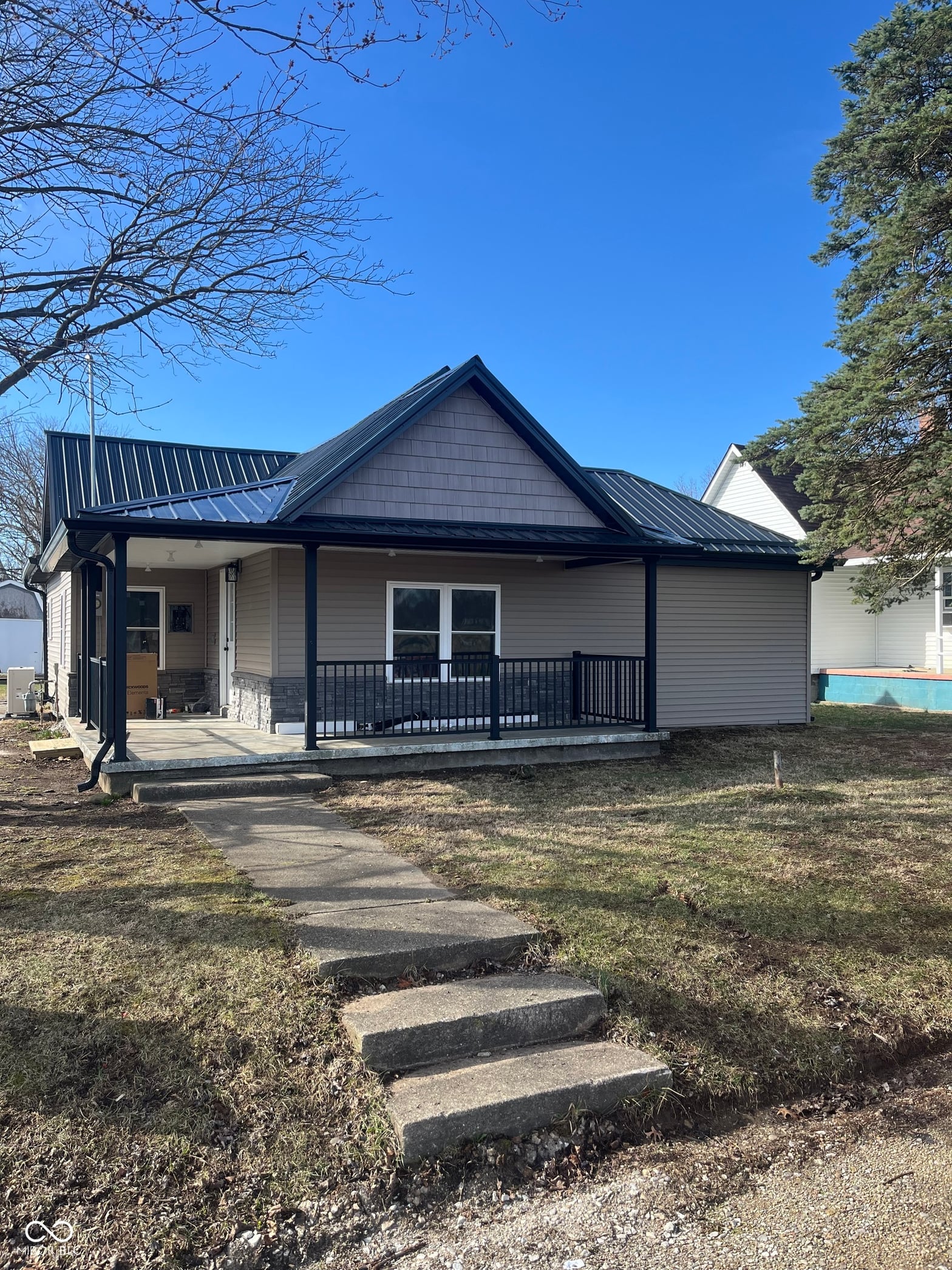 Photo of 354 Bloomingdale Road, Montezuma, IN