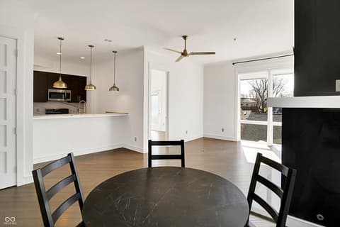 Photo of 932 Broadway Street, Indianapolis, IN