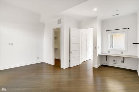 Photo of 932 Broadway Street, Indianapolis, IN