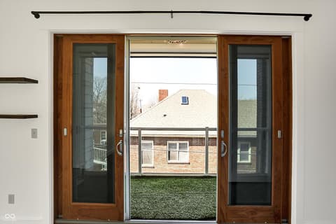 Photo of 932 Broadway Street, Indianapolis, IN