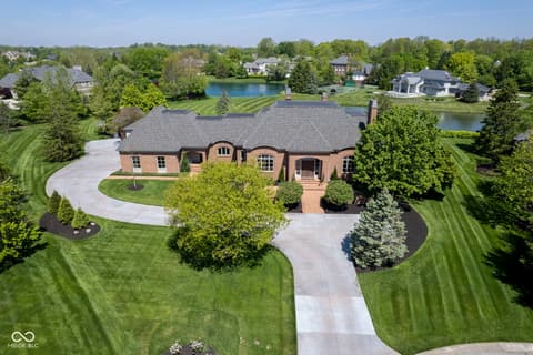 1098 Laurelwood