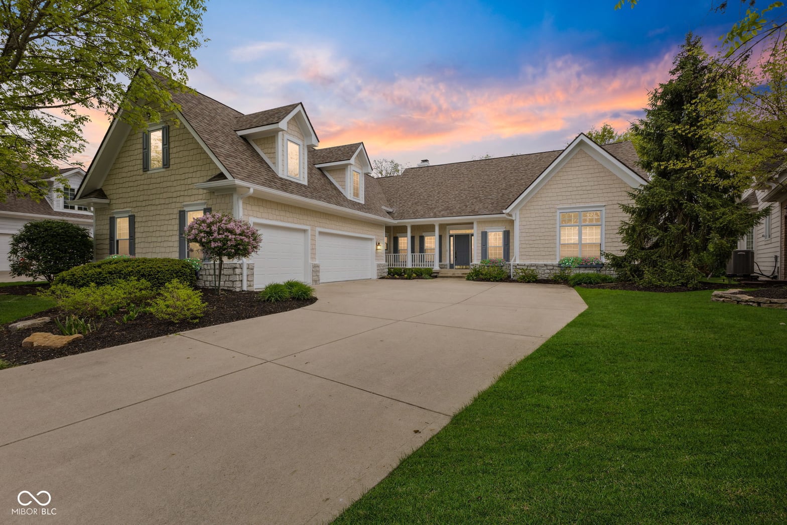 Photo of 10725 Grindstone Drive, Fishers, IN