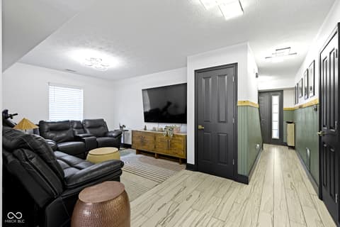 Living room at 15515 Marietta Circle, Westfield, IN