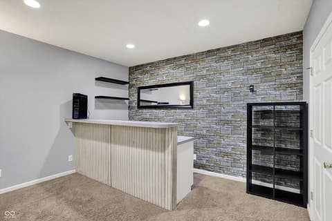 Bar — 1377 Edinburgh Drive, Carmel, IN