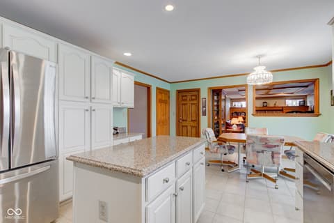 Photo of 222 Wellington Parkway, Noblesville, IN