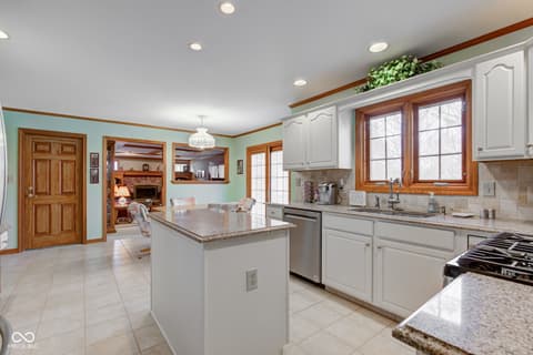 Photo of 222 Wellington Parkway, Noblesville, IN