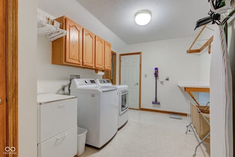 Photo of 222 Wellington Parkway, Noblesville, IN