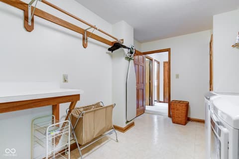 Photo of 222 Wellington Parkway, Noblesville, IN
