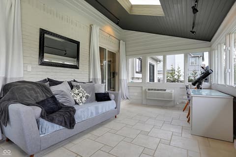 Photo of 12538 Glendurgan Drive, Carmel, IN