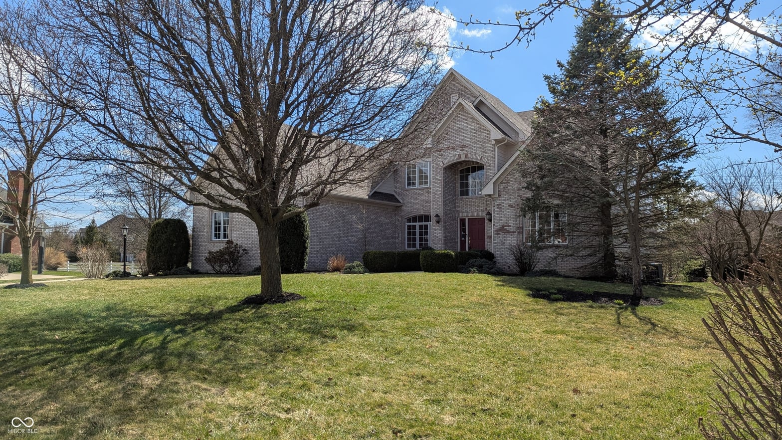 Photo of 452 Twin Oaks Drive, Carmel, IN